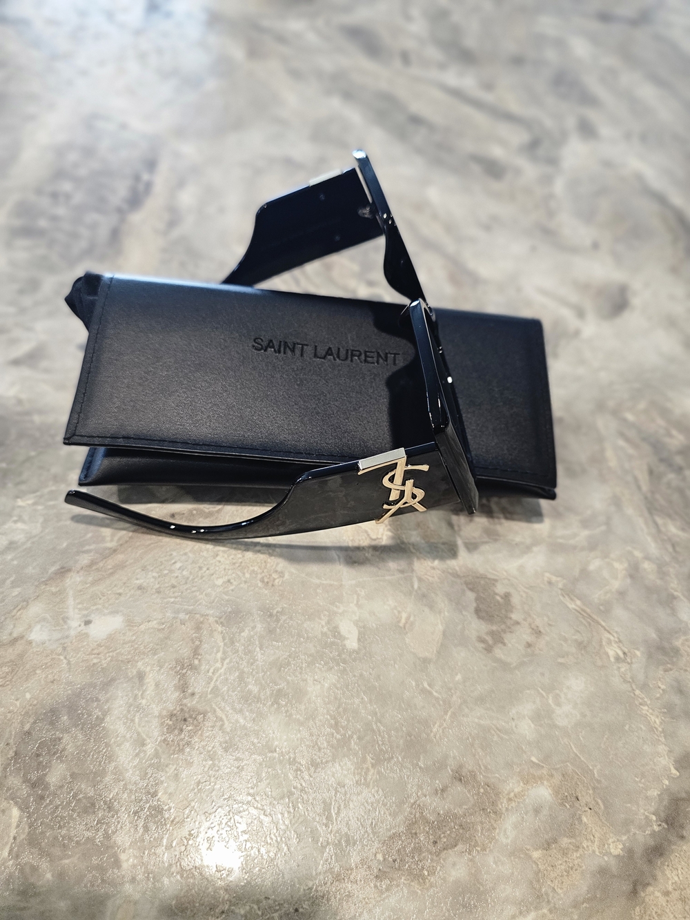 Saint Laurent Black Oversized Logo Square Sunglasses - Picture 2 of 6